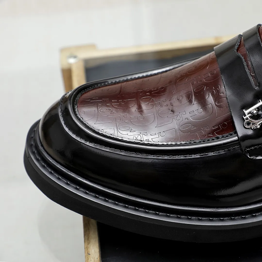 Men's shoes 💰520🕷️🕷️[Dior] Dior's new casual men's shoes are launched in Hong Kong counters. Official website 1:1 production. Italian woven cowhide + water-dyed 🐂 leather lining. Designed by European and American masters. Perfect shape to create counter quality, solid color rubber wear-resistant outsole and classic dazzling toe! Super versatile and very comfortable. High-end without losing taste, fashionable and novel! ! Absolute focus! 8 colors available! Code number 38-45……